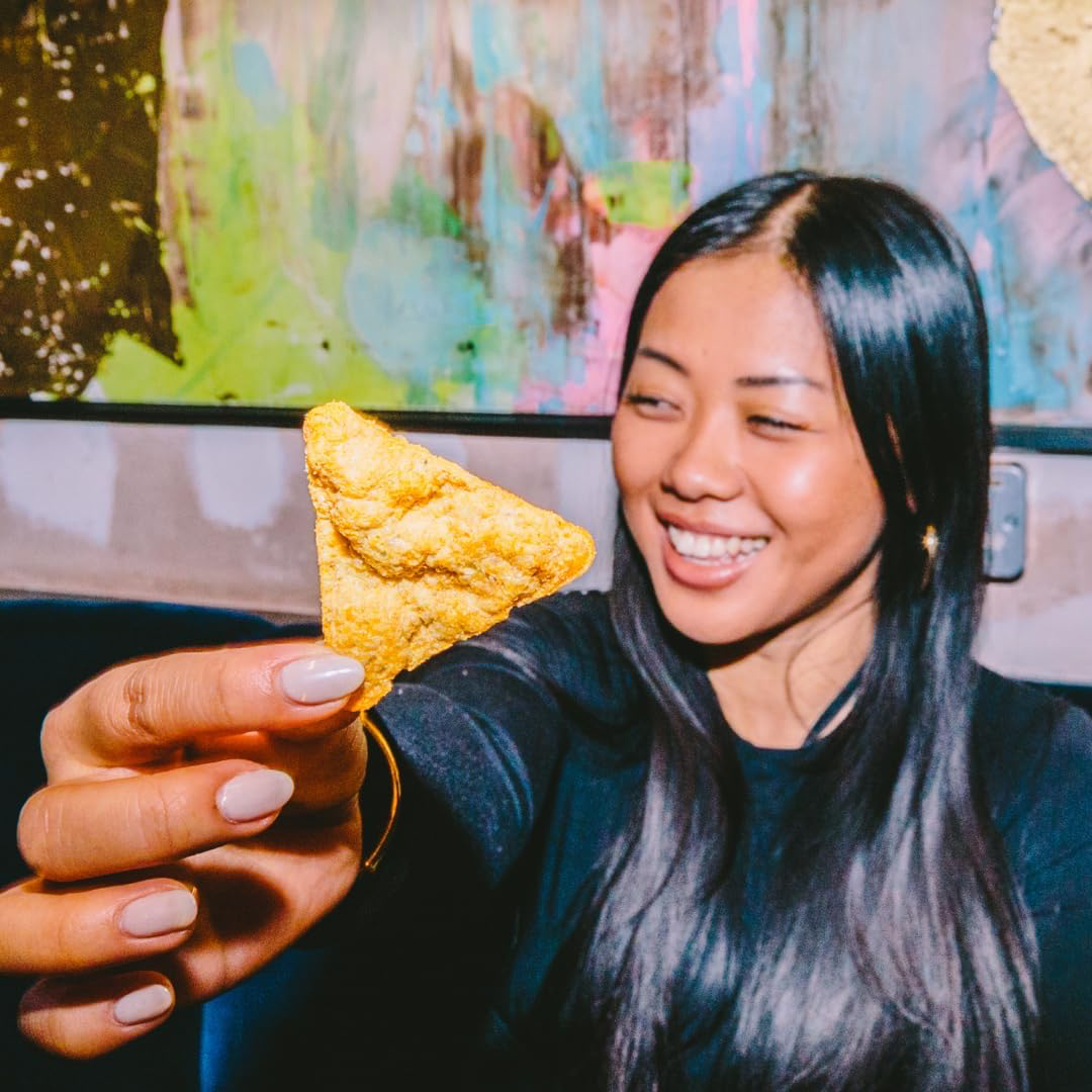 The Curators Protein Chips 20x35g Tangy Cheese