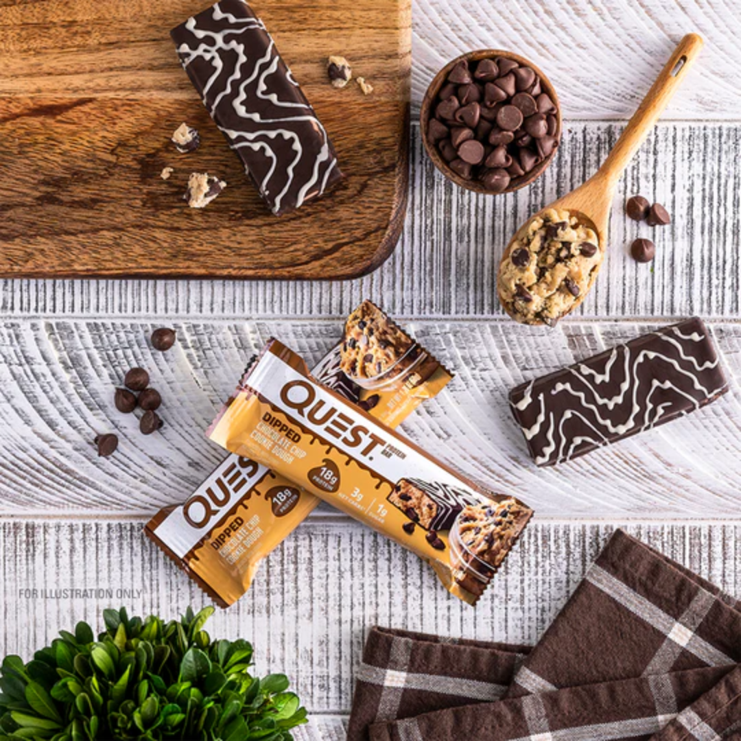 Quest Nutrition 12x50g Dipped Chocolate Chip Cookie Dough